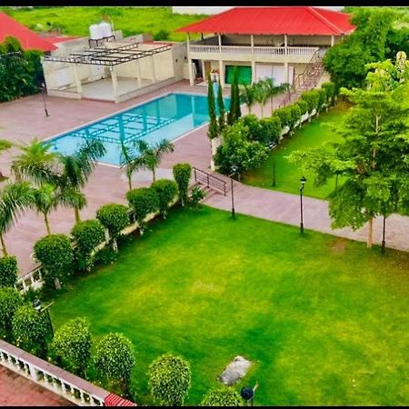 Jaidev Farms And Resort Chhindwāra 外观 照片